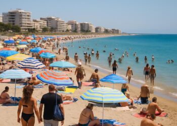 Le littoral d'Occitanie attire déjà les foules avec des températures estivales.