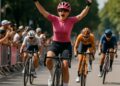 Célia Gery, 20 ans, s'impose en sprint lors de la 7e étape du Giro féminin.