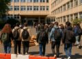 Sébastien Lecornu appelle à la reprise des cours lundi face aux blocus.
