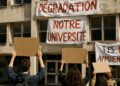 Des étudiants alertent sur la dégradation de leur université et appuient les lycéens.